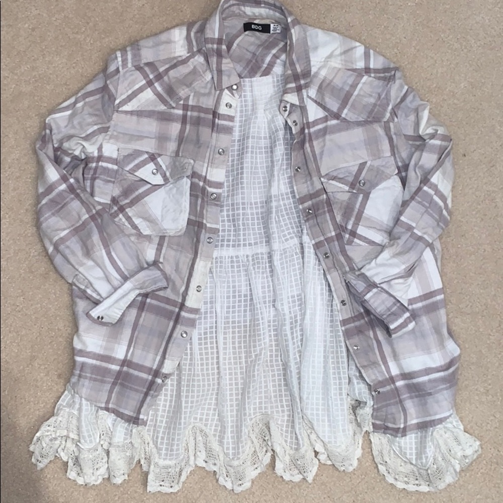 BDG white/tan flannel with lace babydoll trim
